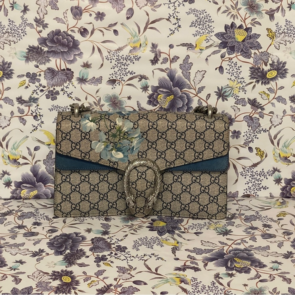 Gucci Beige GG Supreme Canvas Shoulder Bag with Blue Trim